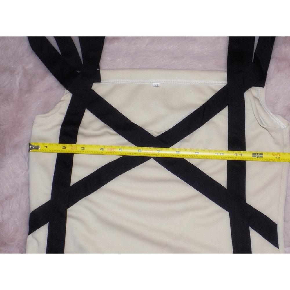 ‼️HOST PICK‼️ Mid-Thigh Off-Shoulder Dress - Picture 3 of 4